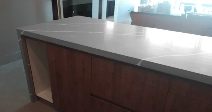 Cuarzo color gray marquina